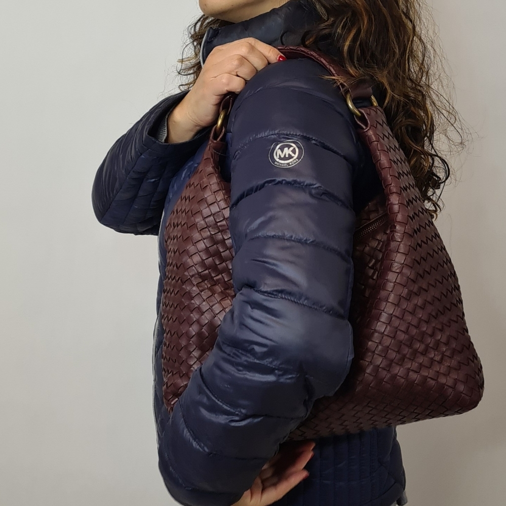 Bottega Veneta leather hobo shoulder bag brown - Picture 2 of 15